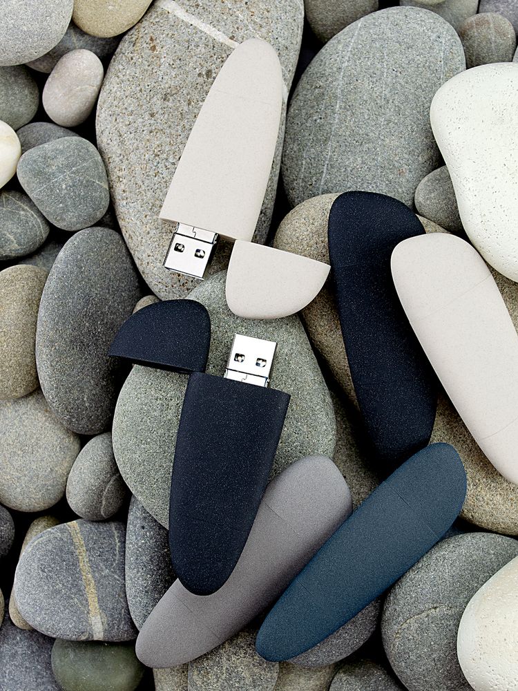 Флешка Pebble Universal, USB 3.0, серая