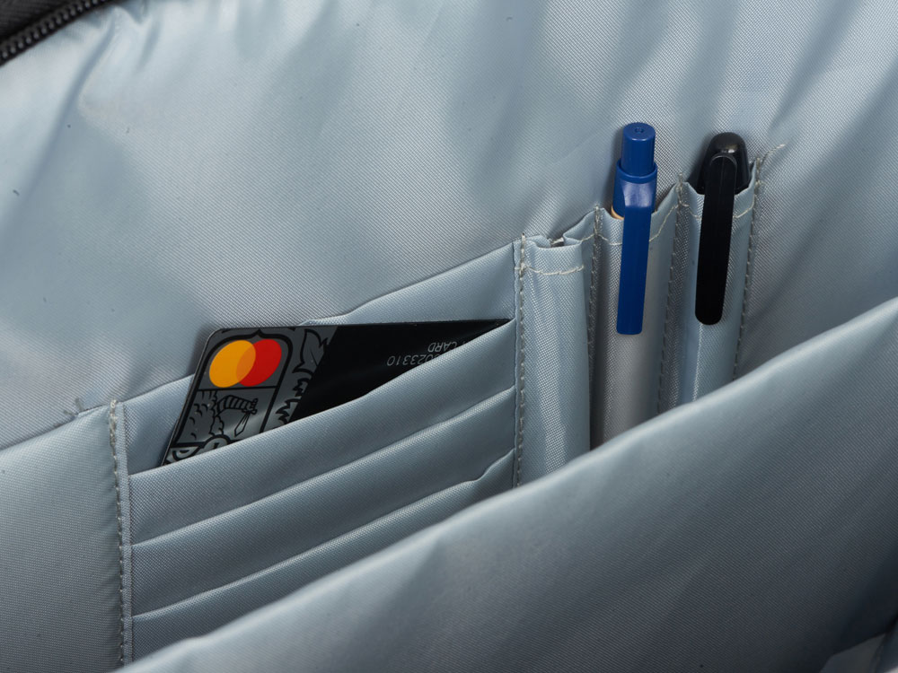 Бизнес-чемодан Toff на колесах для ноутбука 15.6''