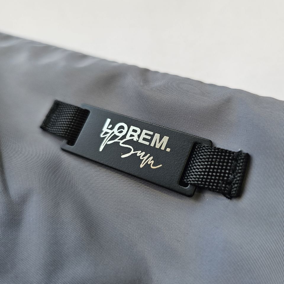 Шильдик металлический Kova