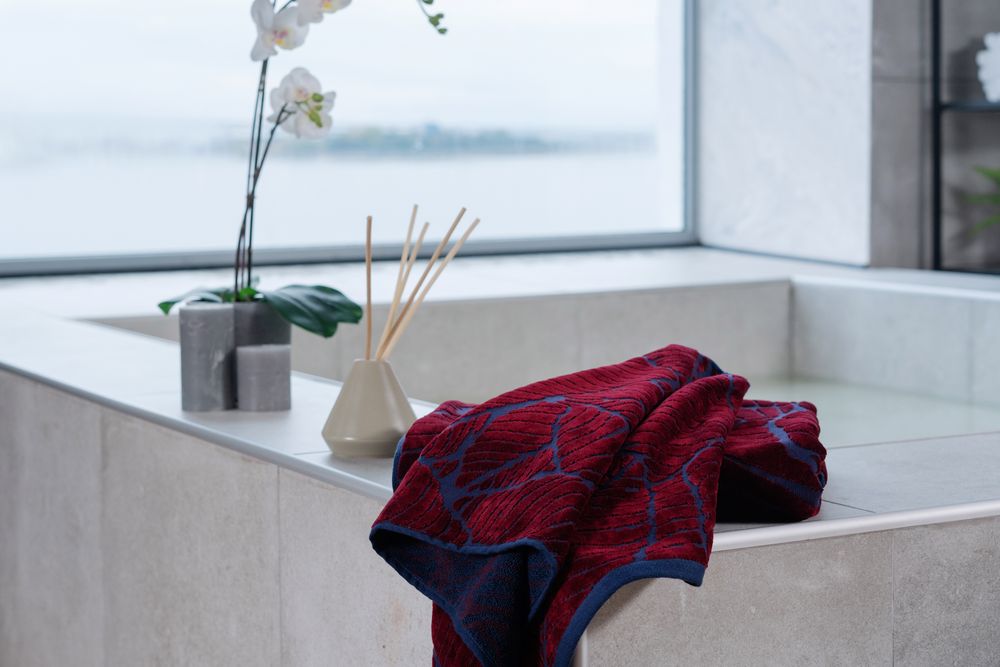 Маленькое полотенце In Leaf